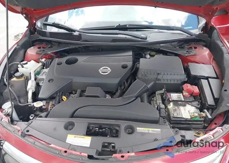 2015 Nissan Altima 2.5 S z USA, uszkodzony, nr VIN 1N4AL3AP4FC453009